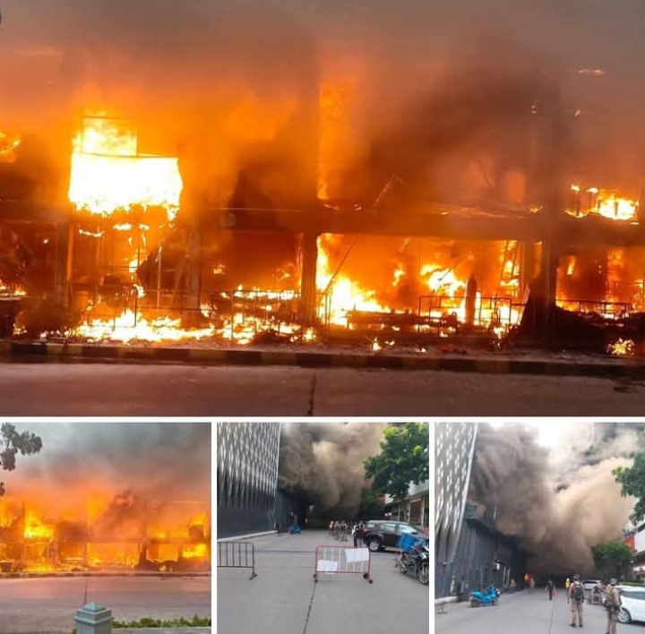 ขอให้ทุกคนที่อยู่ข้างในปลอดภัยค่ะ ด่วน! เพลิงไหม้ร้านดัง ย่าน RCA ถนนพระราม 9 แขวงบางกะปิ เขตห้วยขวาง เจ้าหน้าที่สถานีดับเพลิงและกู้ภัยบางกะปิ กำลังไปที่เกิดเหตุ