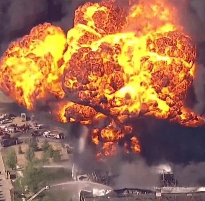 ข่าวล่าสุด เพียงไม่กี่ชั่วโมงที่ผ่านมา เกิดเหตุเพลิงไหม้ครั้งใหญ่ขึ้นที่นั่น…ดูเพิ่มเติม